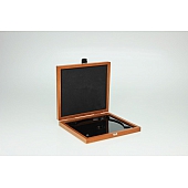 Holzbox / Wooden Media Box