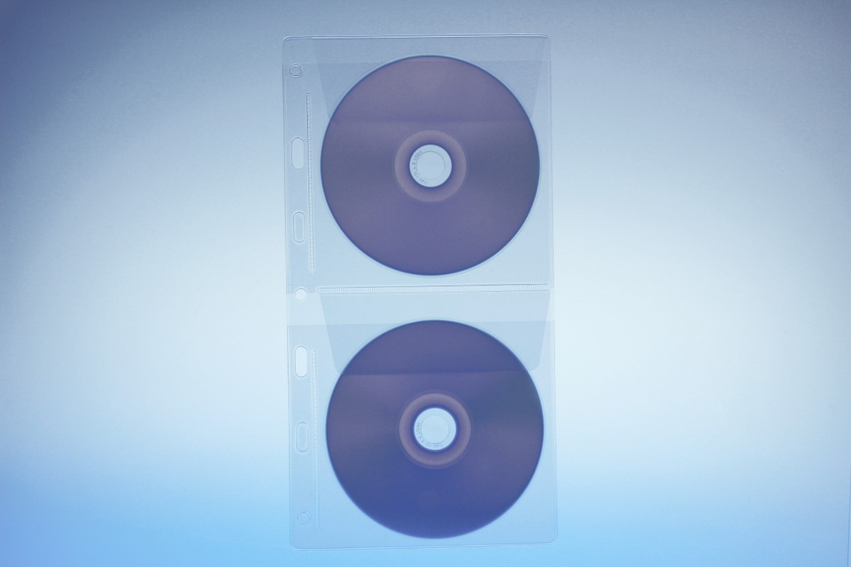 Klarsichttasche für 2 Discs - mit  Abheftrand und Klappe